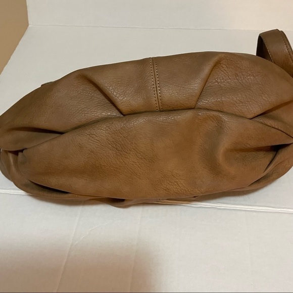 espe Vegan Leather Large Crossbody Satchel, Hobo Bag, Botanical Interior. - Picture 6 of 16